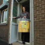 Carry it like a bag Fill it like a Skip